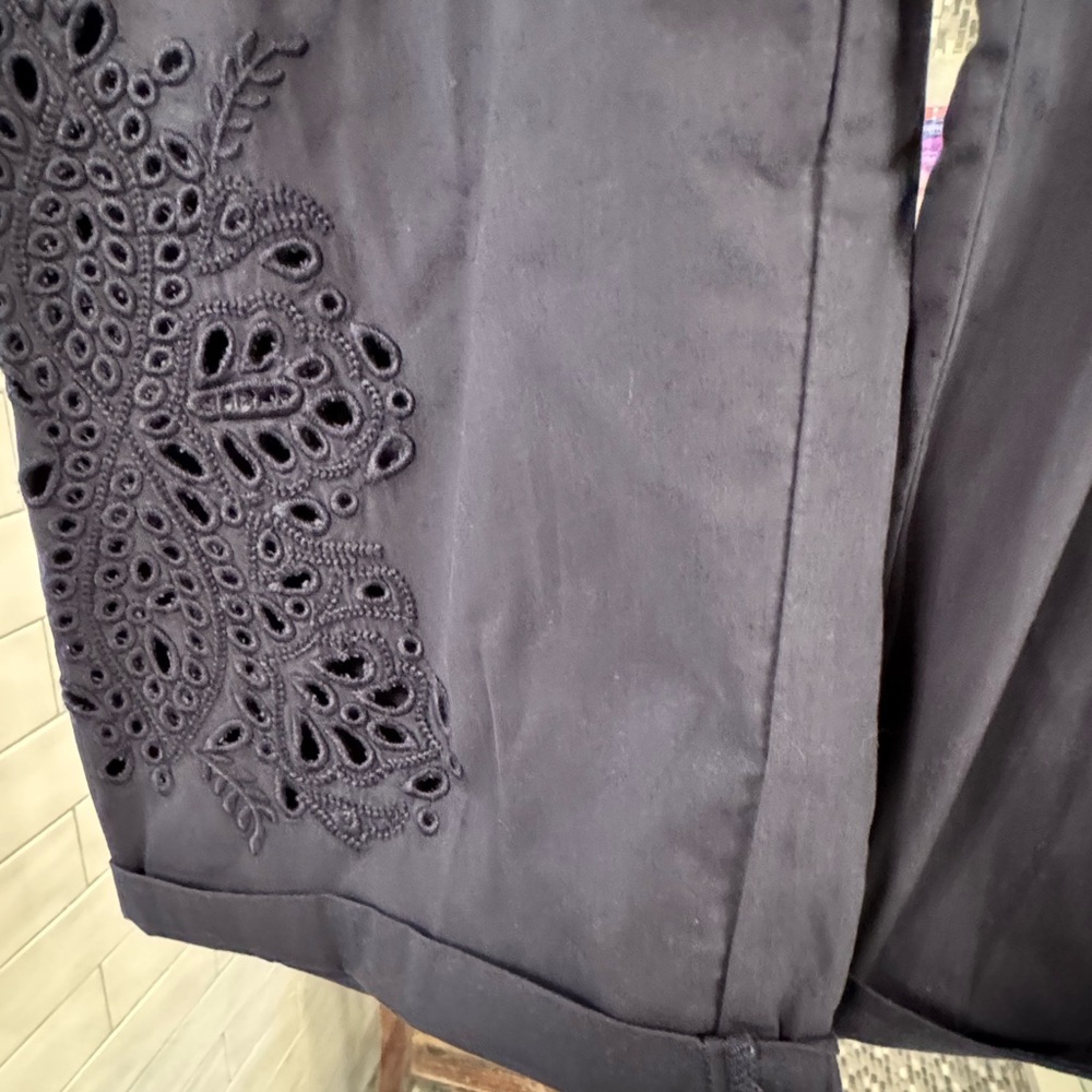 #NWT Chicos‎ ankle pants – navy – size 3 (16) cute eyelet detail - Picture 5 of 6